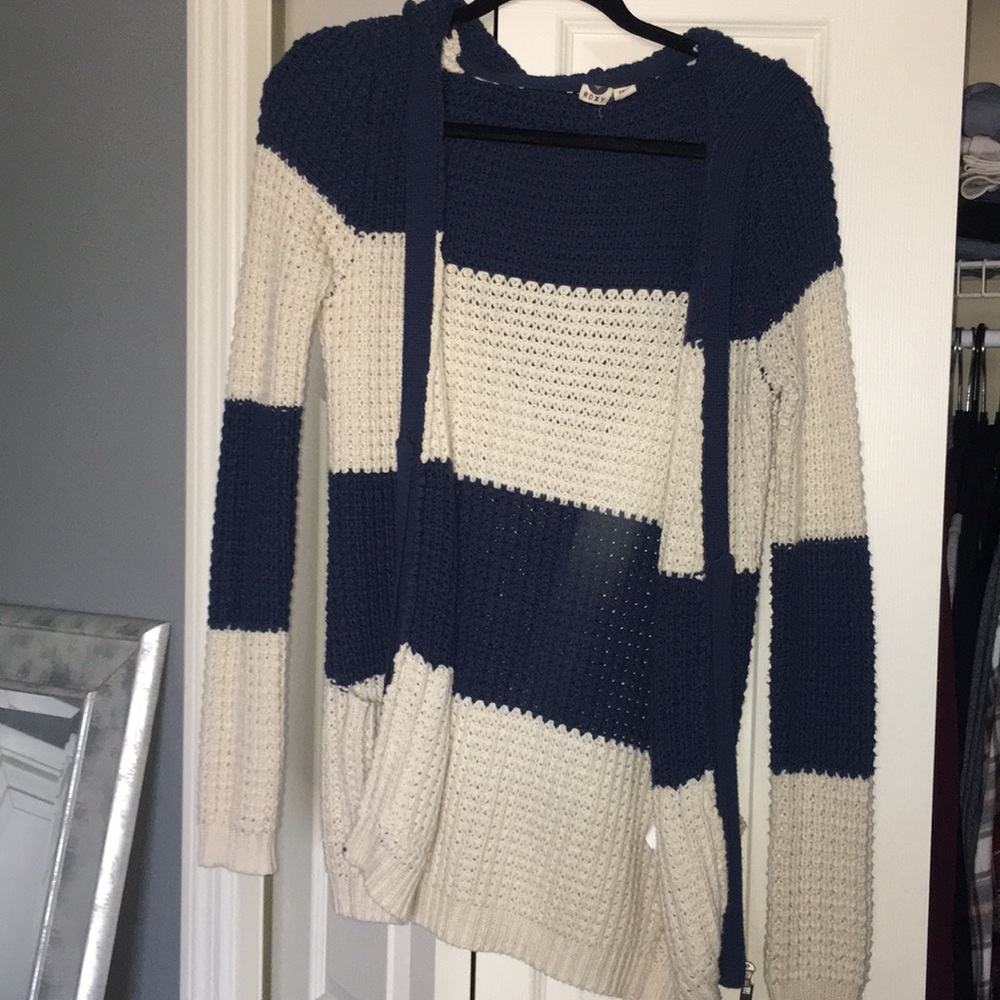 Foxy Blue and Whit Half zip cardigan with hood